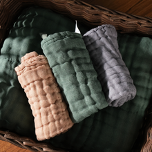 Load image into Gallery viewer, Muslin Washcloth Pack of 3