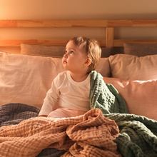 Load image into Gallery viewer, 9-Layer Medium Muslin Bath Towel