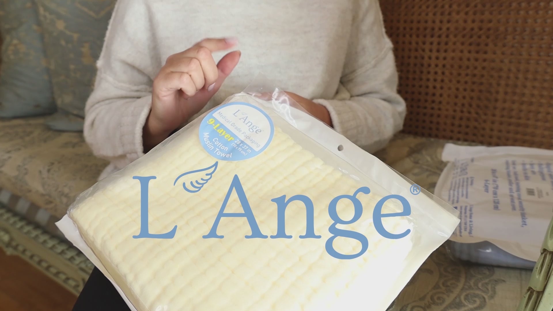 L'Ange Baby 6-Layer Small Cotton Muslin Bath Towel